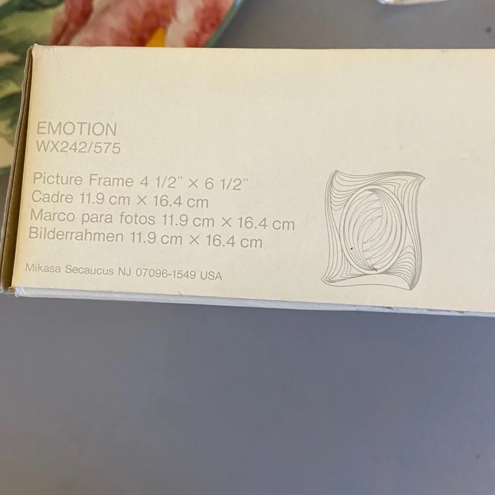 NWT Crystal picture frame